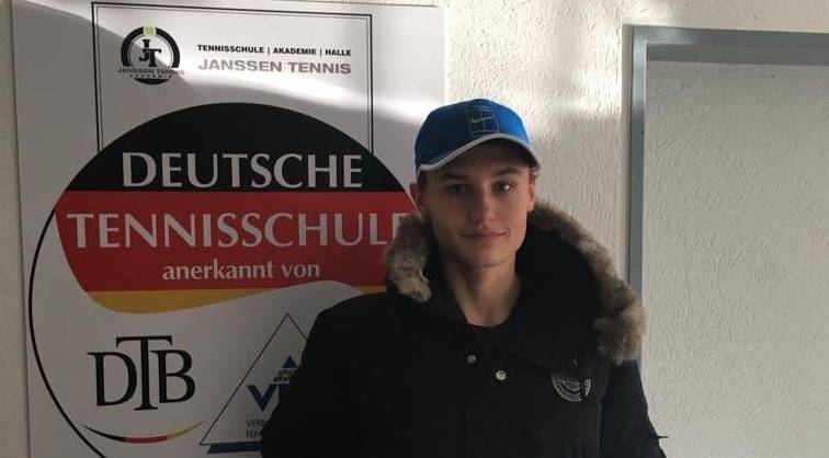 Finn Bischof gewinnt sein erstes Ranglistenturnier in der offenen Klasse