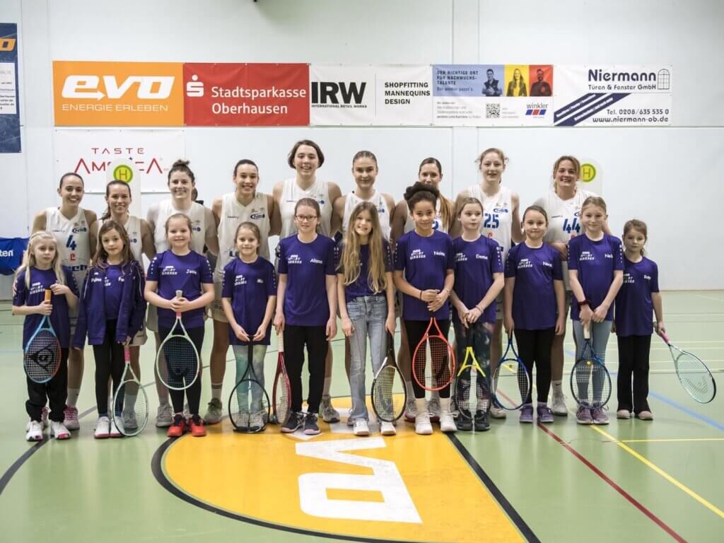 Unvergesslicher Basketballabend für die Tennismädchen des TV Jahn Hiesfeld