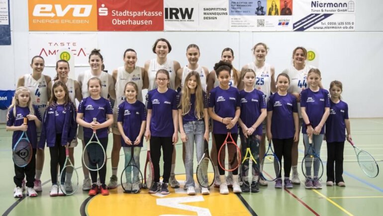 Unvergesslicher Basketballabend für die Tennismädchen des TV Jahn Hiesfeld